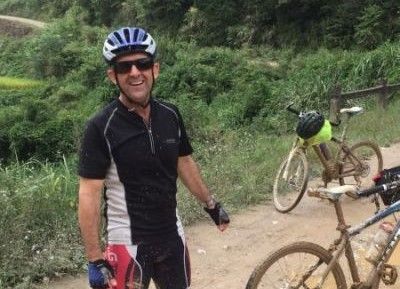 Bradley Walsh Cycling on the  tour with redspokes